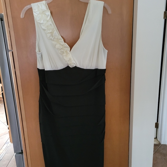 Connected Apparel Cocktail Dress Size 12 - Picture 2 of 3